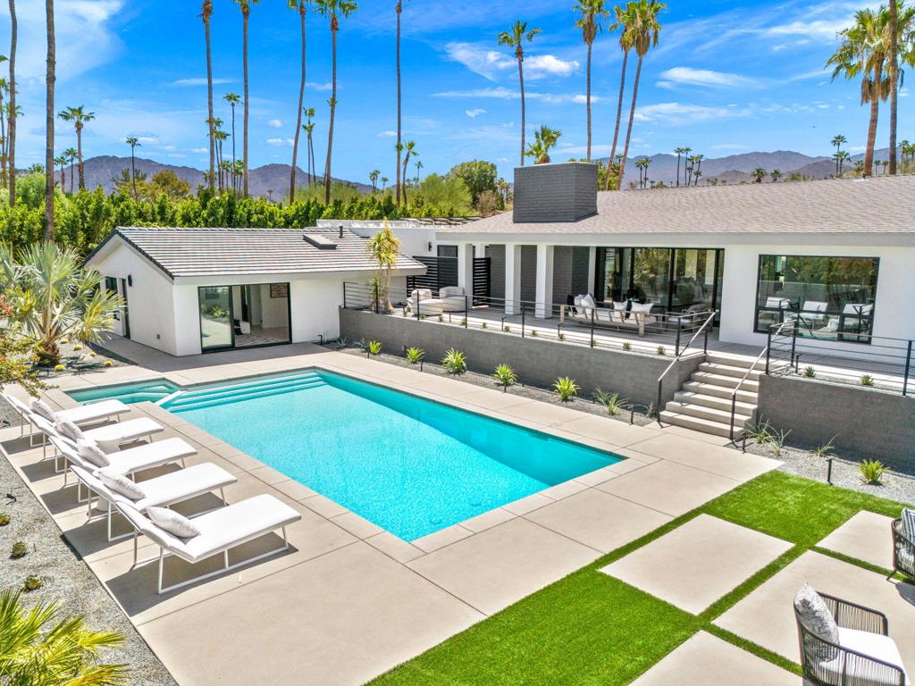 46380 Desert Lily Drive