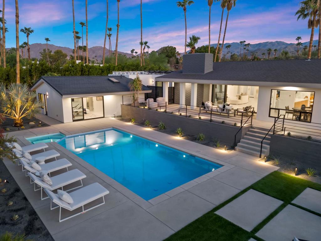 46380 Desert Lily Drive