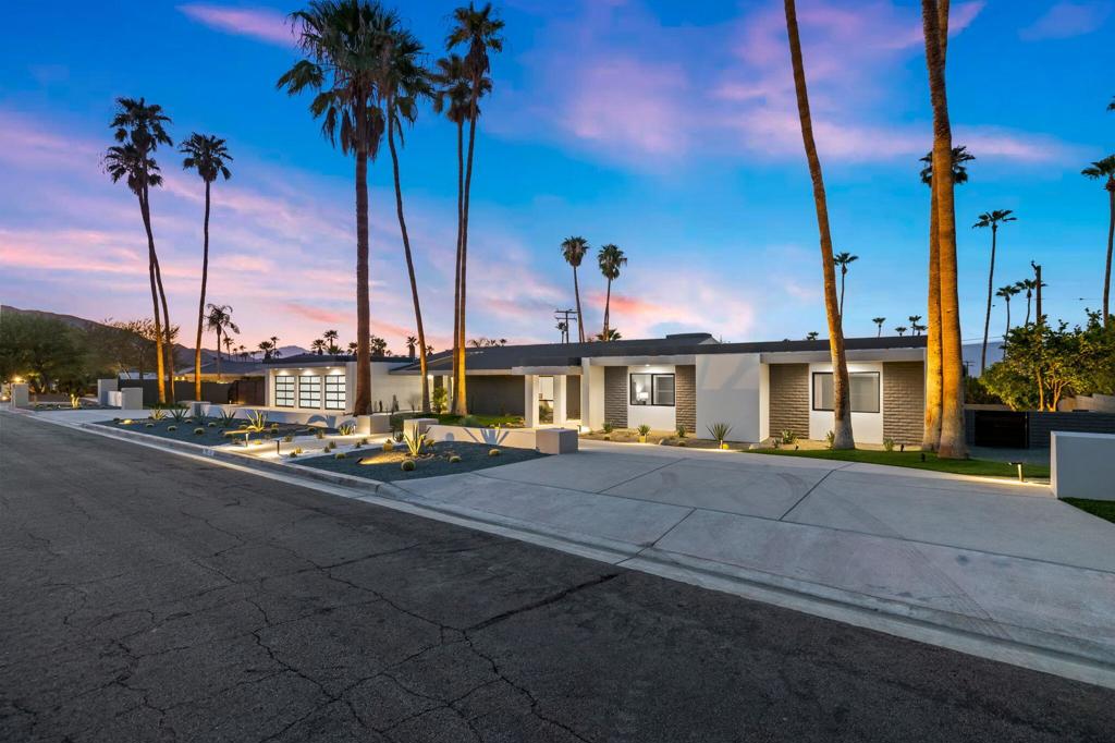 46380 Desert Lily Drive