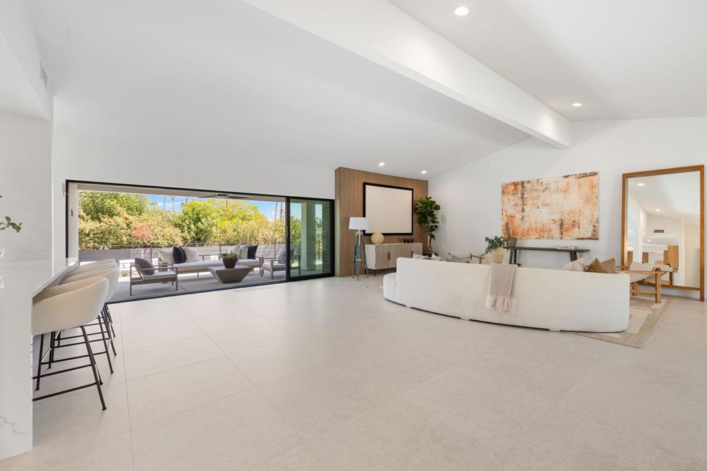 46380 Desert Lily Drive