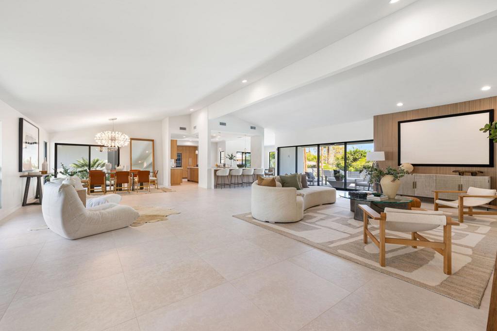 46380 Desert Lily Drive