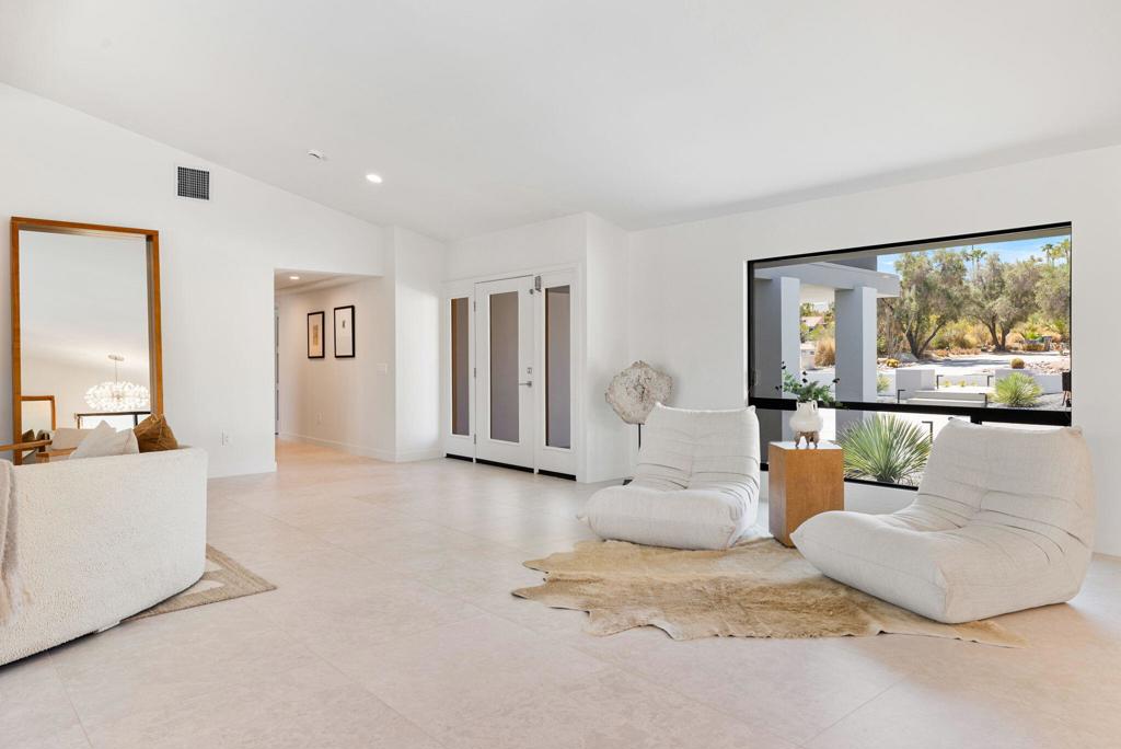 46380 Desert Lily Drive