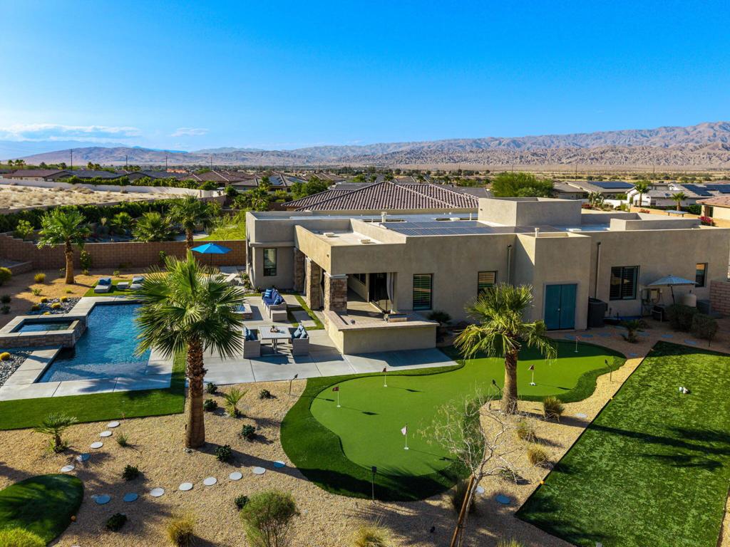 74425 Zeppelin Drive