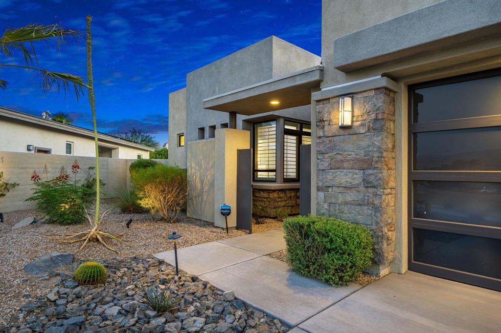 74425 Zeppelin Drive