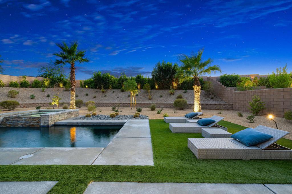 74425 Zeppelin Drive
