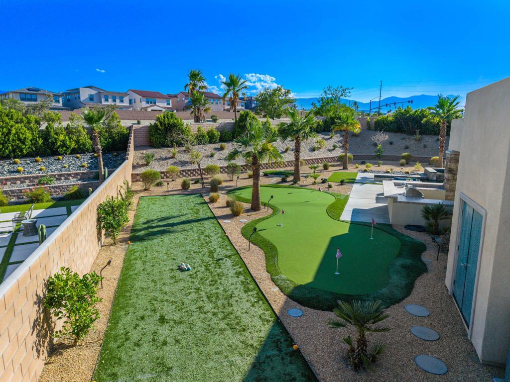 74425 Zeppelin Drive