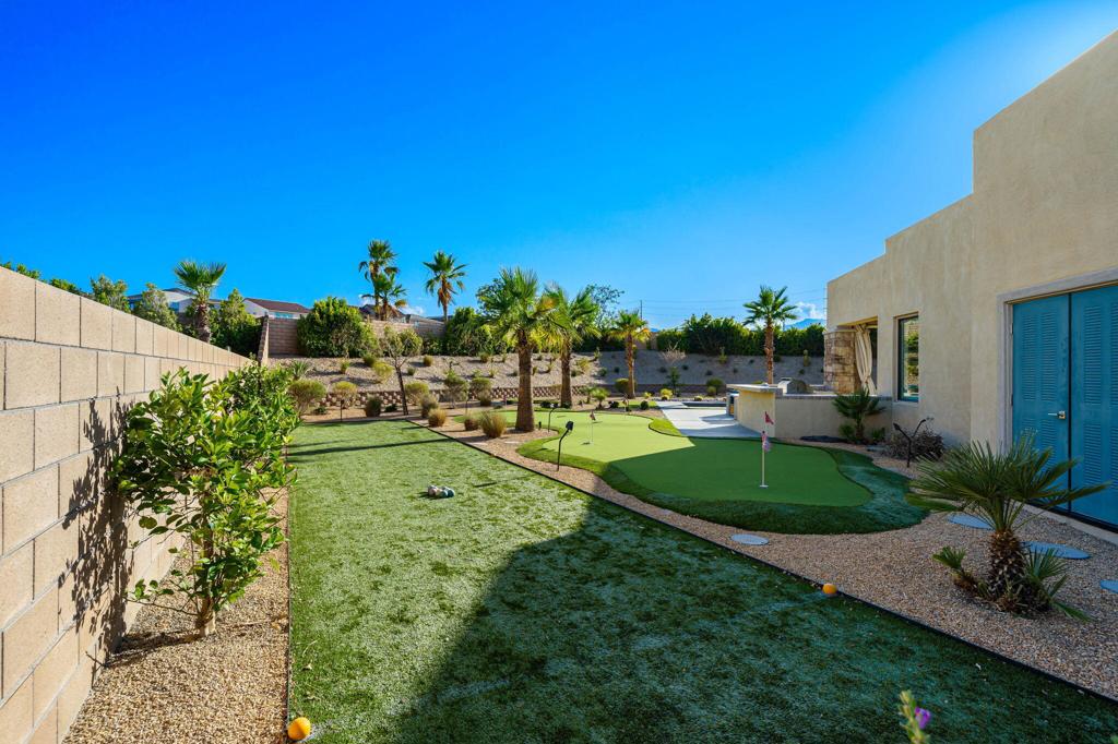 74425 Zeppelin Drive