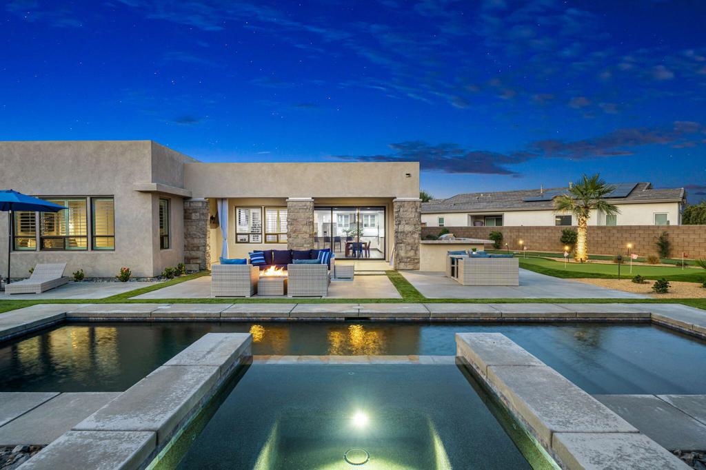 74425 Zeppelin Drive