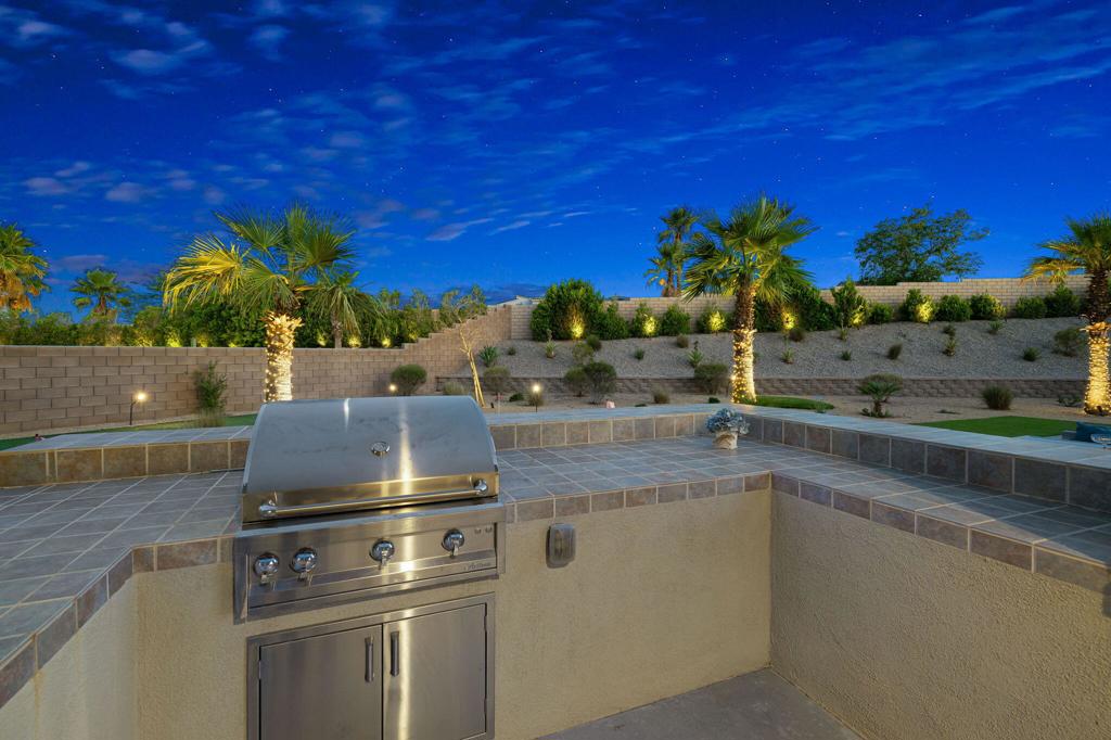 74425 Zeppelin Drive