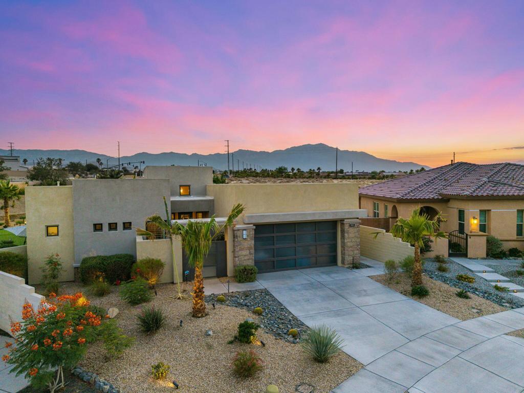 74425 Zeppelin Drive