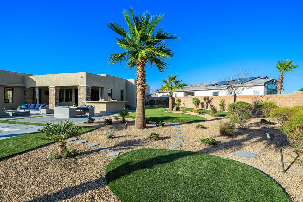 74425 Zeppelin Drive