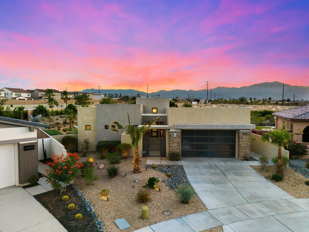 74425 Zeppelin Drive