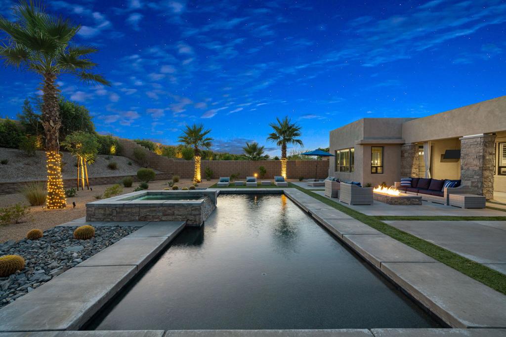 74425 Zeppelin Drive