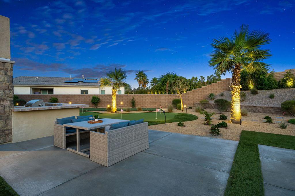 74425 Zeppelin Drive