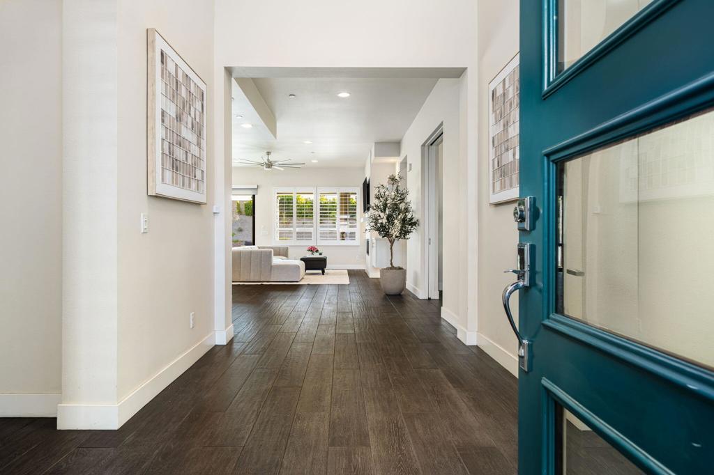 74425 Zeppelin Drive