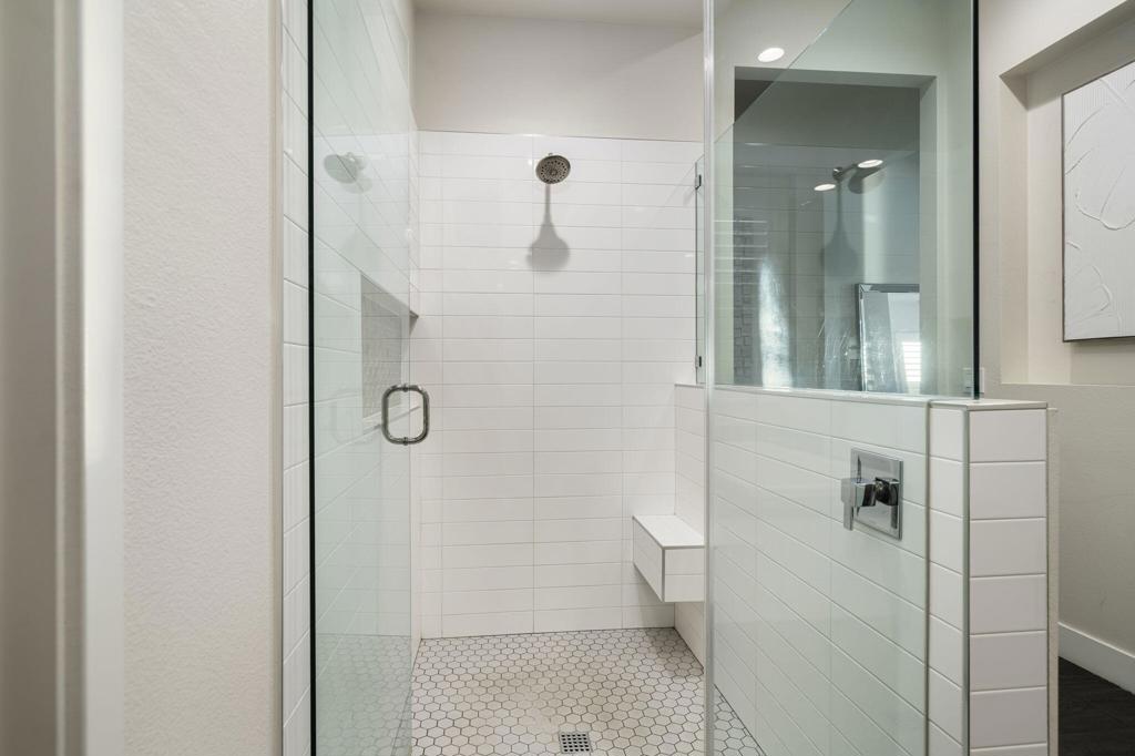 74425 Zeppelin Drive