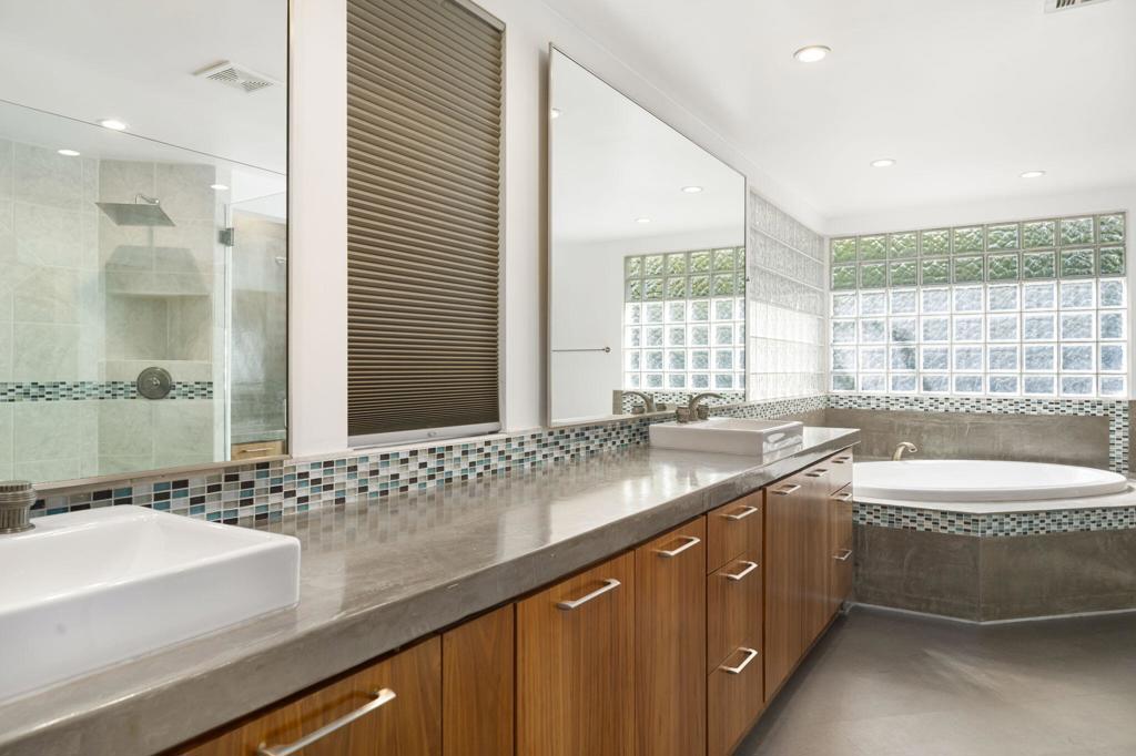 73165 Fiddleneck Lane