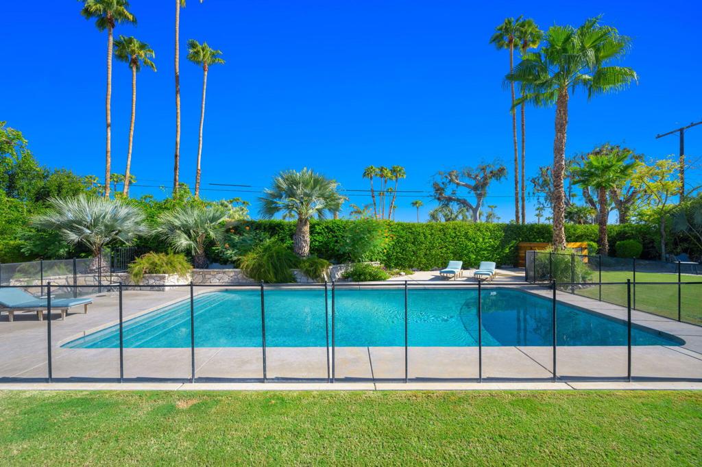 73165 Fiddleneck Lane