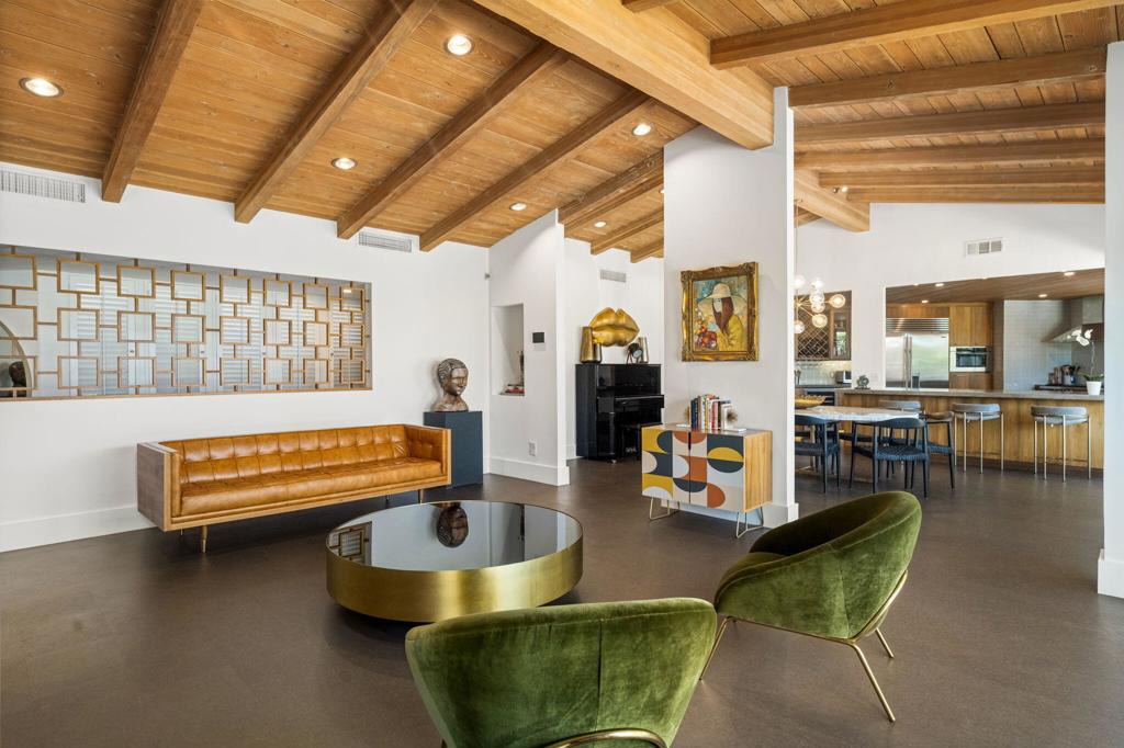 73165 Fiddleneck Lane