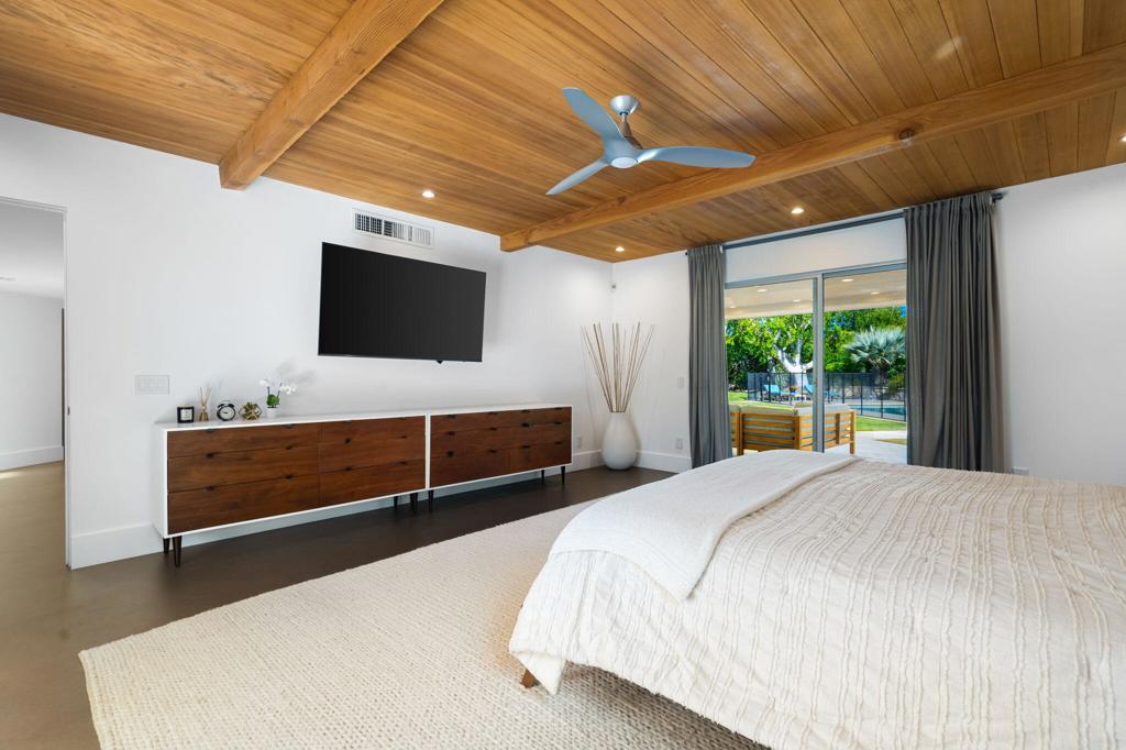 73165 Fiddleneck Lane