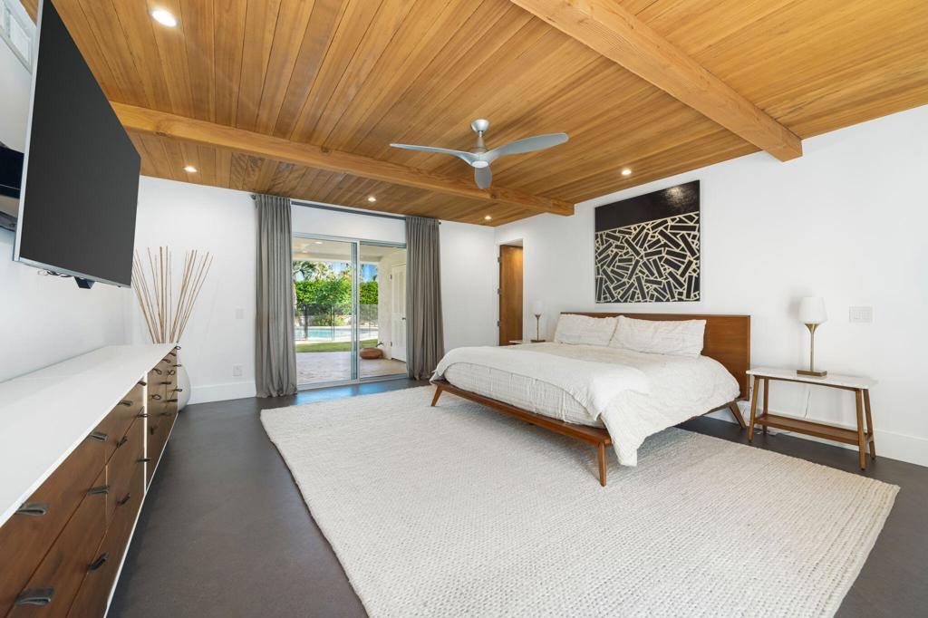 73165 Fiddleneck Lane