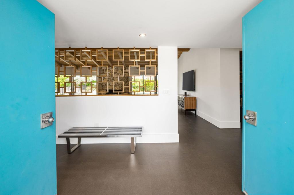 73165 Fiddleneck Lane