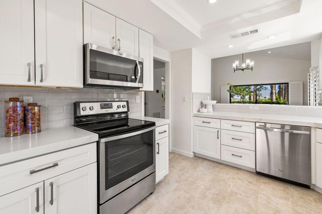 48641 Palo Verde Court