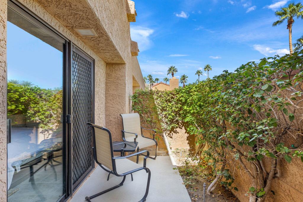 48641 Palo Verde Court