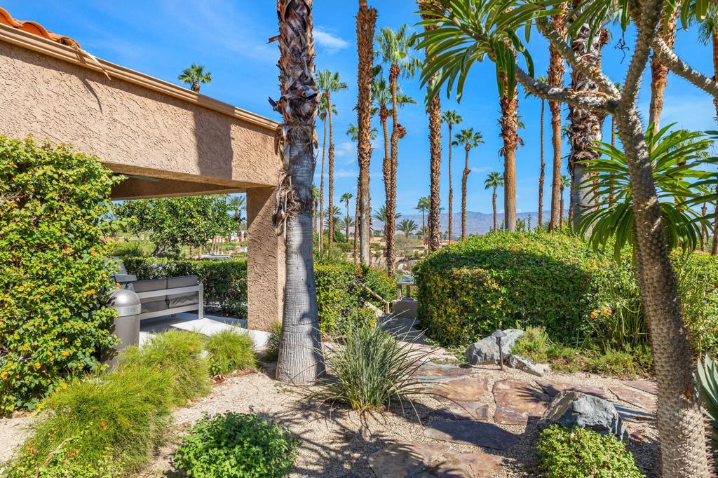 48641 Palo Verde Court