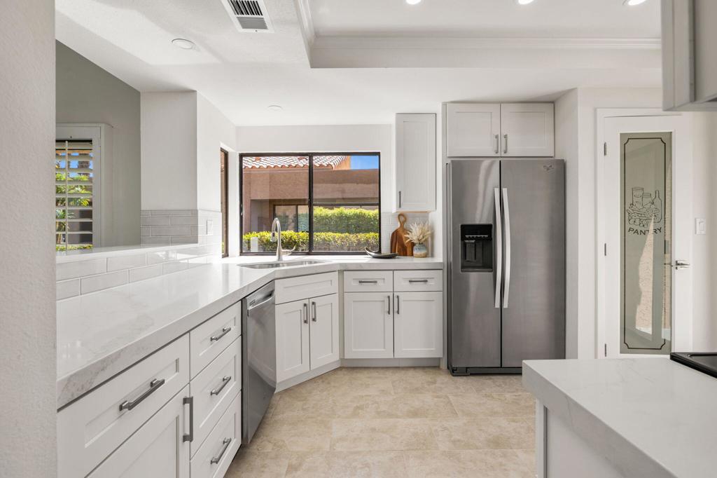 48641 Palo Verde Court