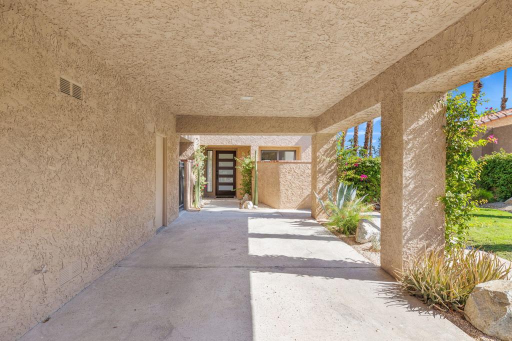 48641 Palo Verde Court