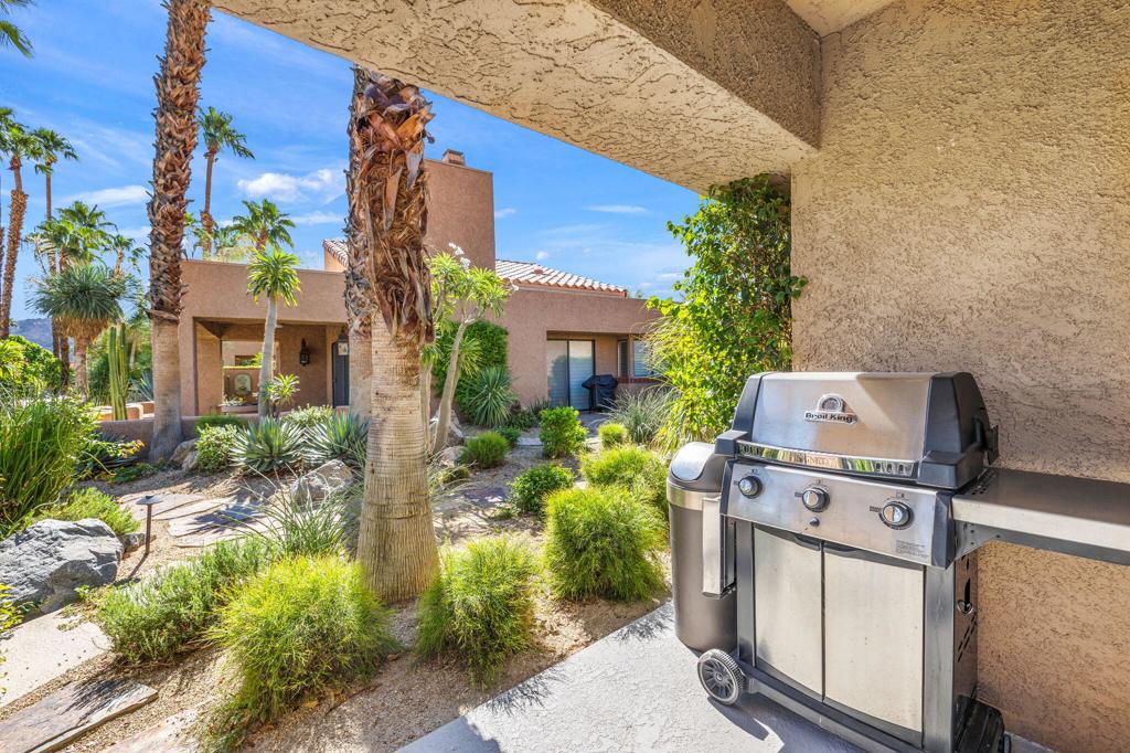 48641 Palo Verde Court