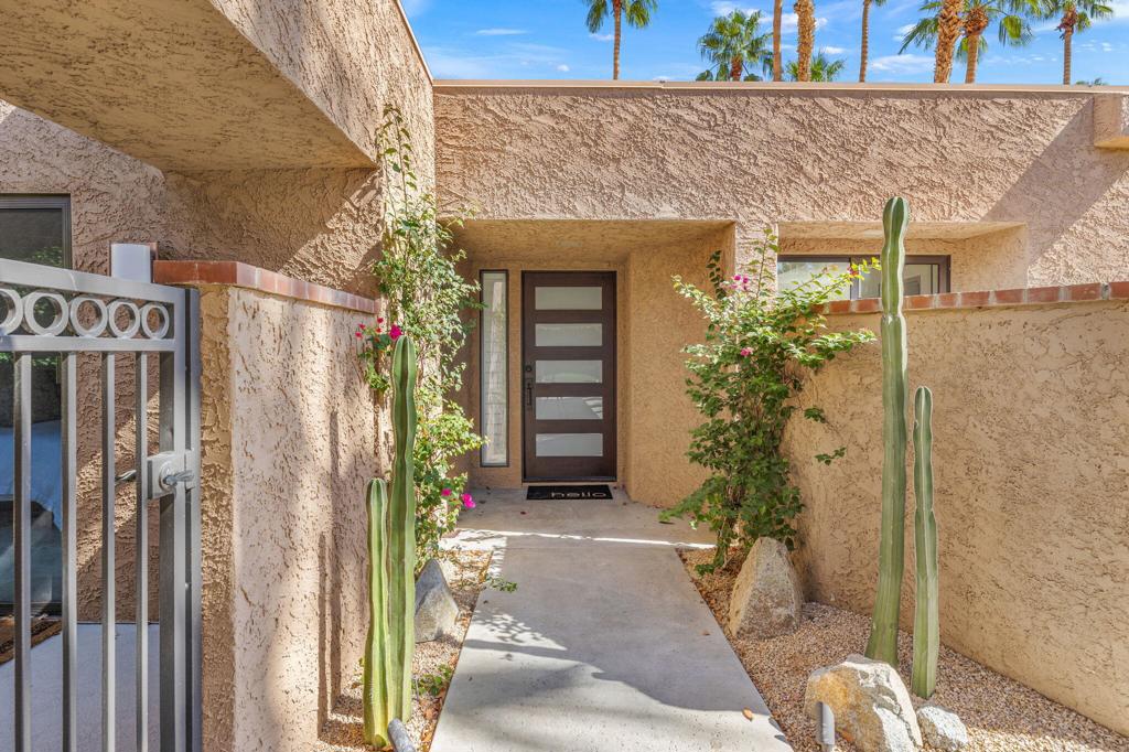 48641 Palo Verde Court