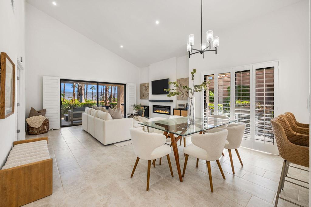 48641 Palo Verde Court