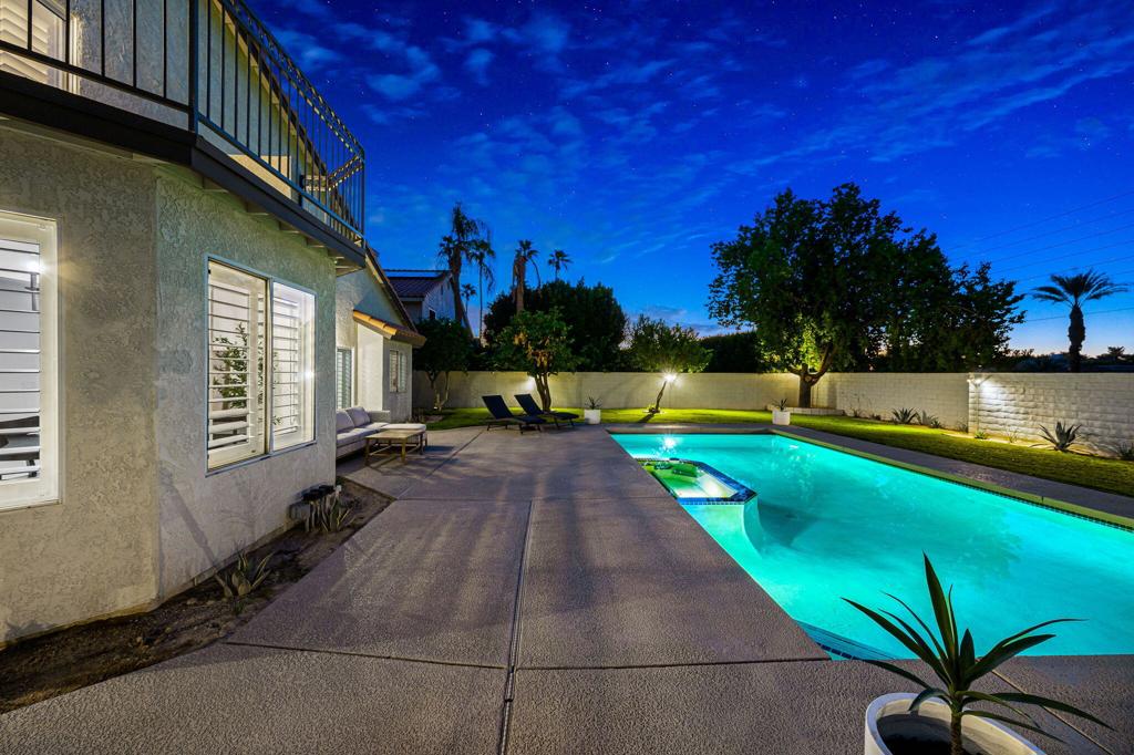 76817 Manor Lane
