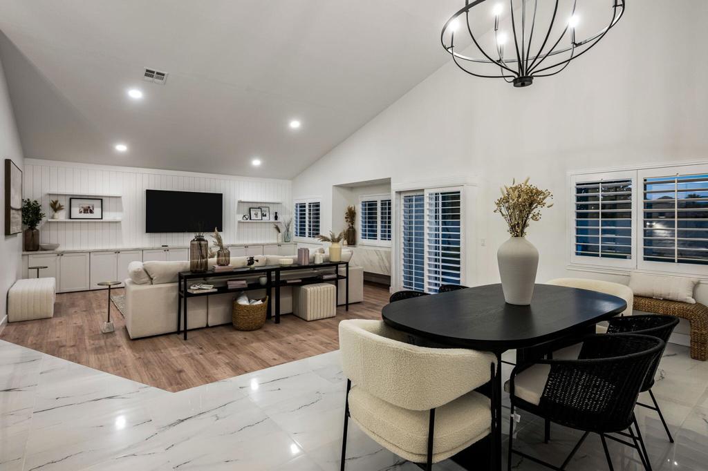 76817 Manor Lane