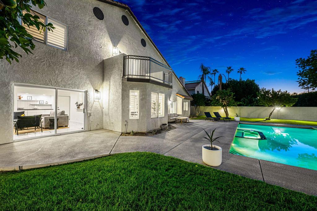 76817 Manor Lane
