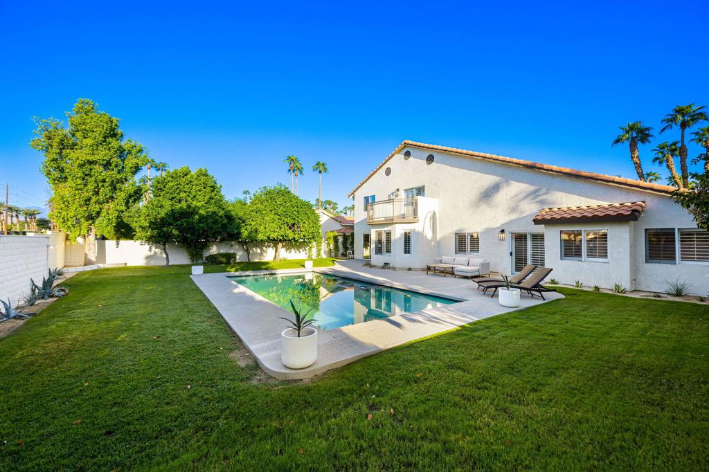 76817 Manor Lane