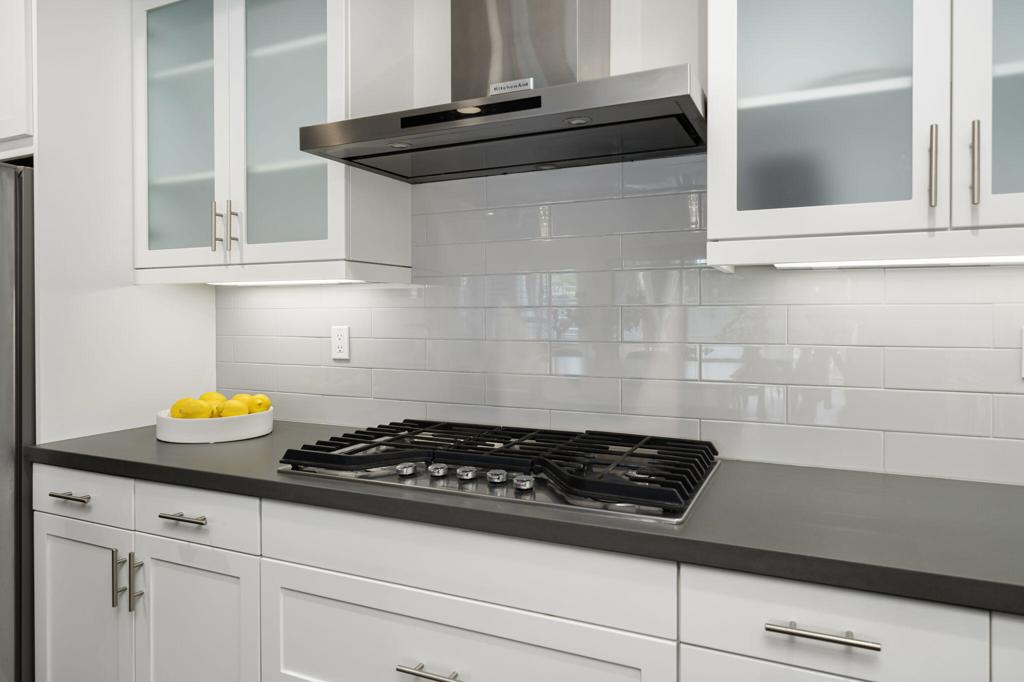 74425 Zeppelin Drive