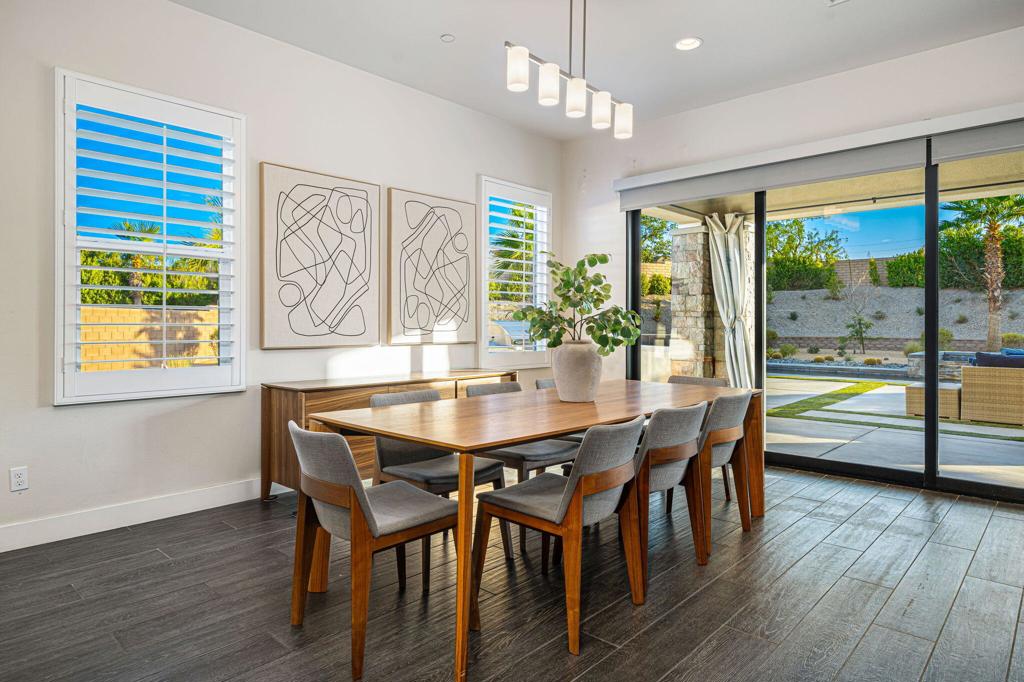 74425 Zeppelin Drive