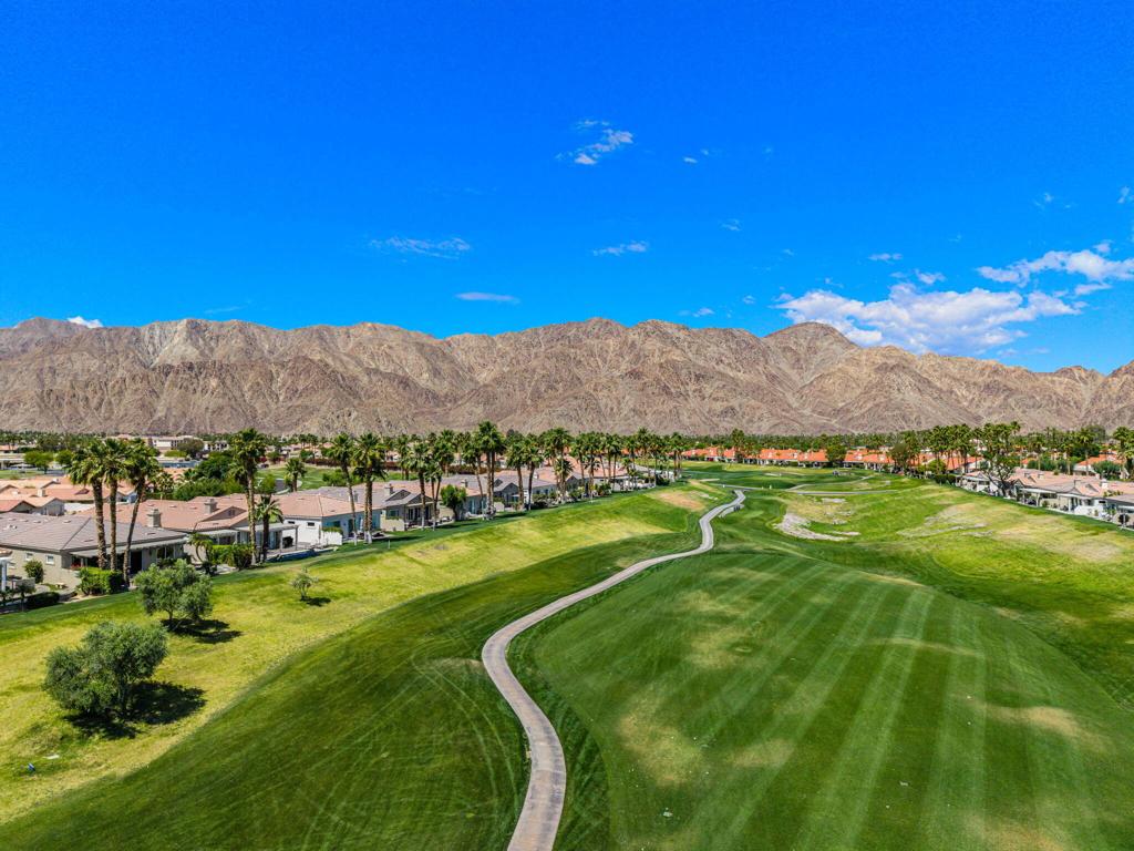 78328 Calle Las Ramblas