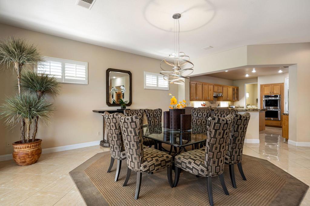 78328 Calle Las Ramblas