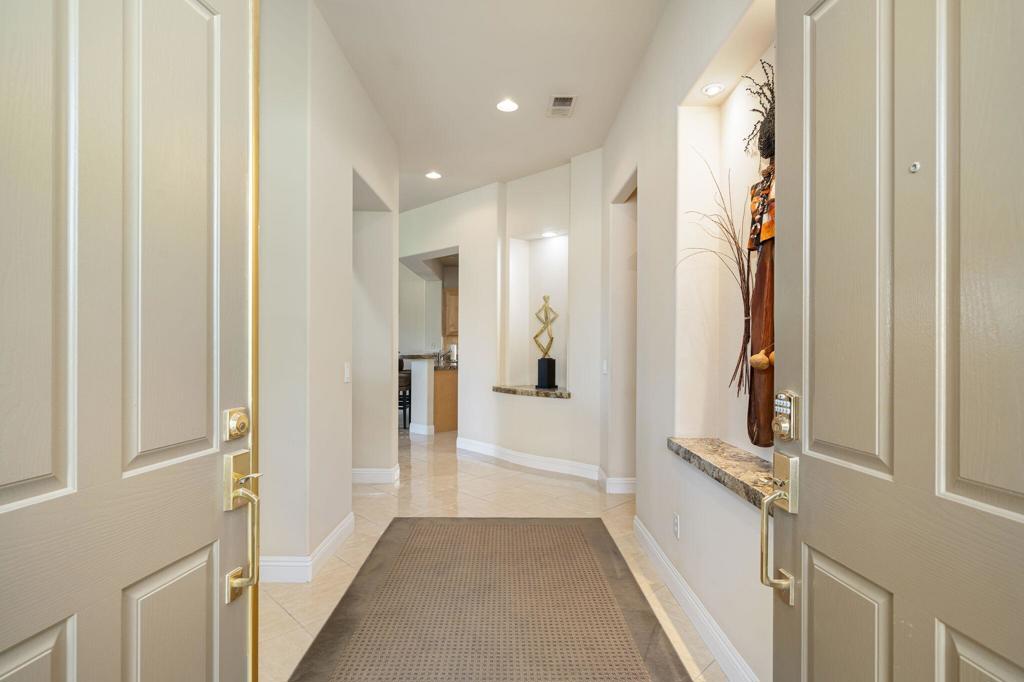 78328 Calle Las Ramblas