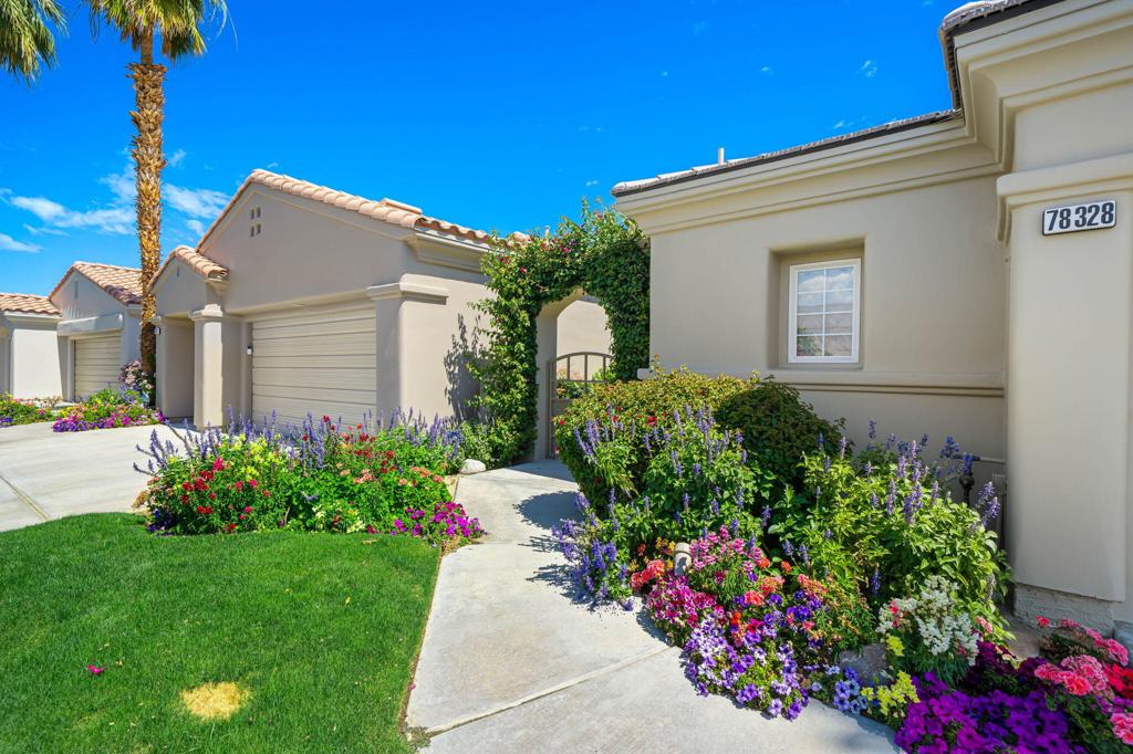 78328 Calle Las Ramblas