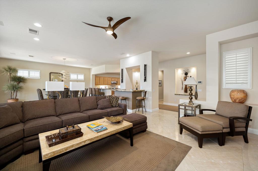 78328 Calle Las Ramblas