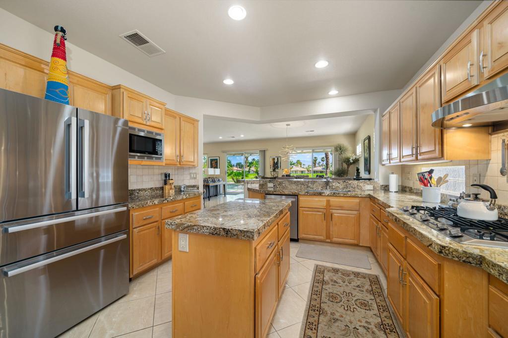 78328 Calle Las Ramblas