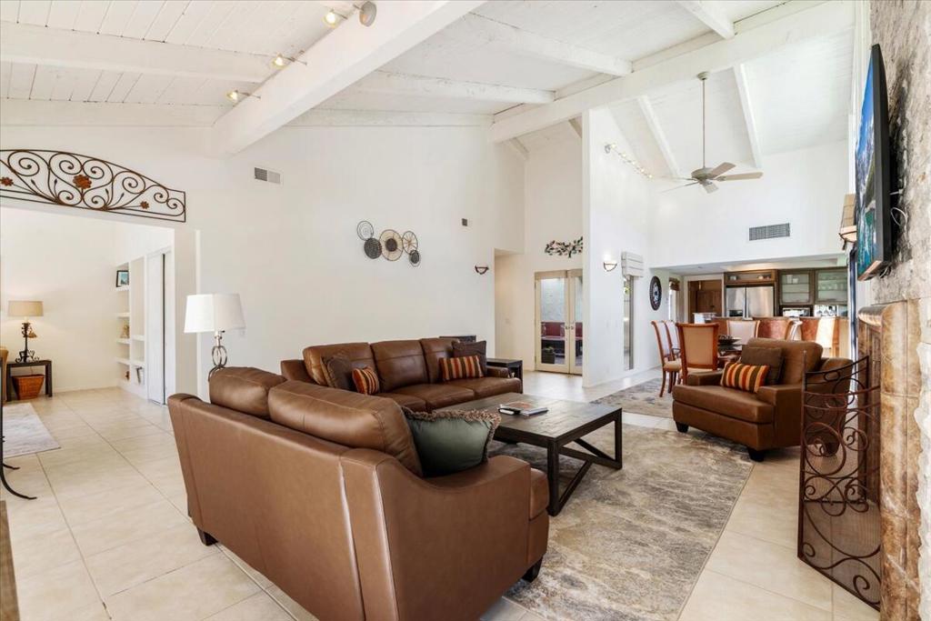 46520 Arapahoe Circle