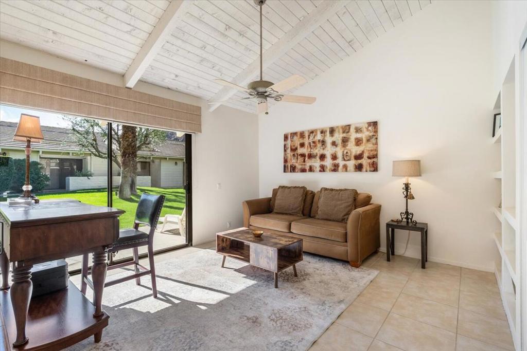 46520 Arapahoe Circle