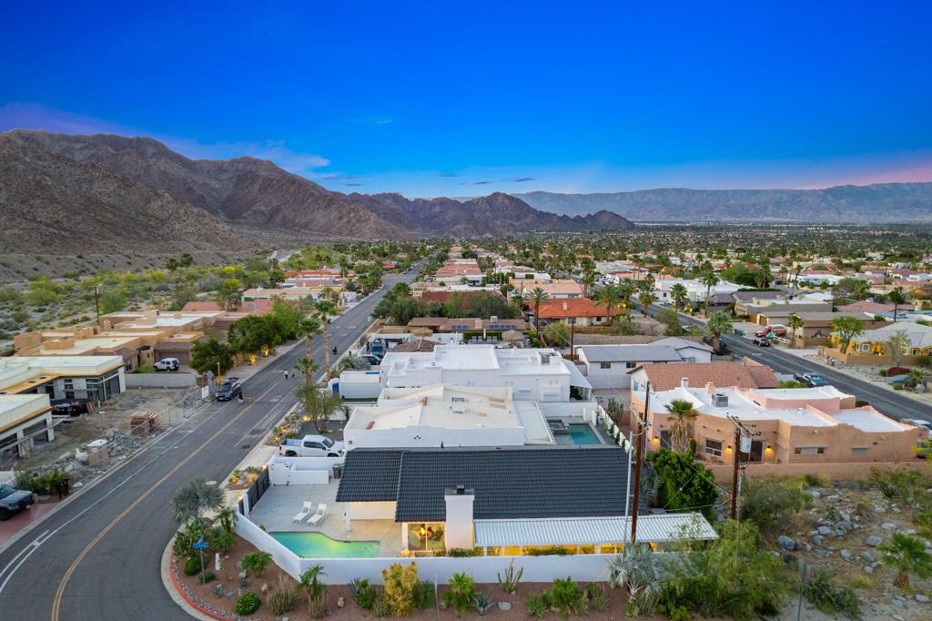 54990 Avenida Madero