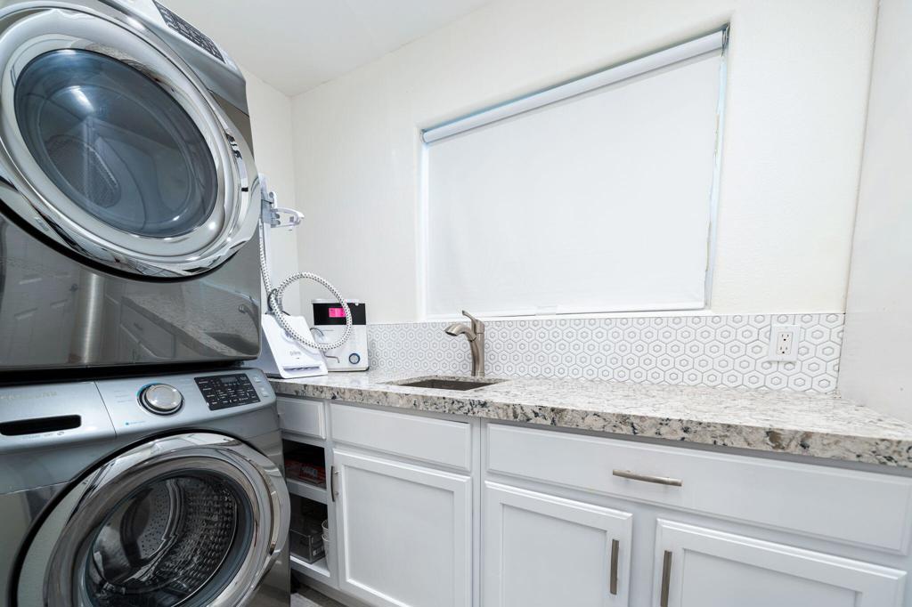 54990 Avenida Madero